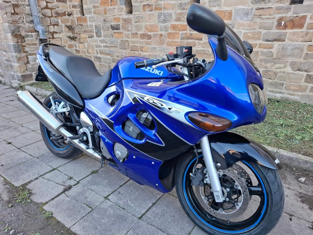 a vendre suzuki gsxf 600 parfait état, Motoren, Occasion, 4 cilinders, Motorrijbewijs A, Meer dan 35 kW
