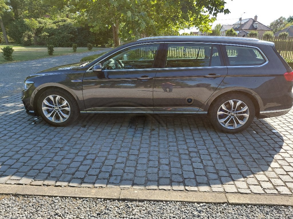 VW PASSAT VARIANT TSI 218 PK GTE DSG HYBRID, Autos, Volkswagen, Achat, Euro 6, Entretenue par le concessionnaire, 5 portes