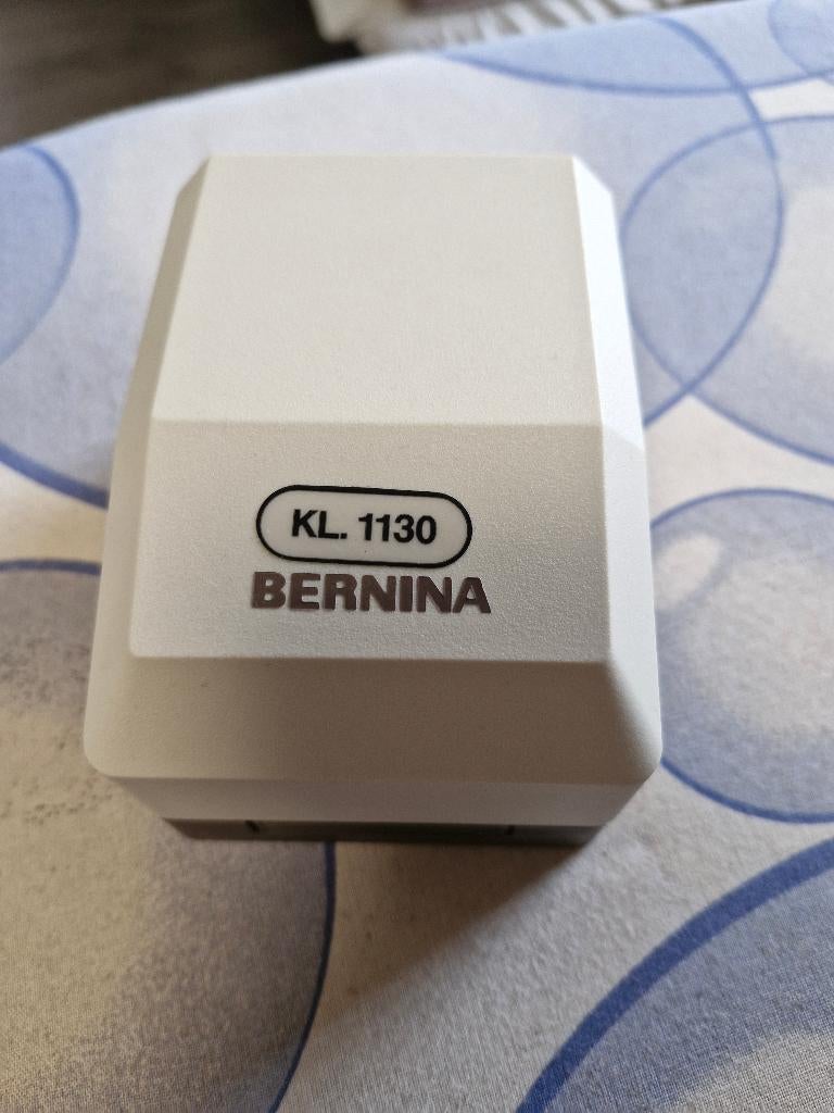 Bernina afsnijapparaat, Enlèvement, Comme neuf, Machine à coudre, Bernina