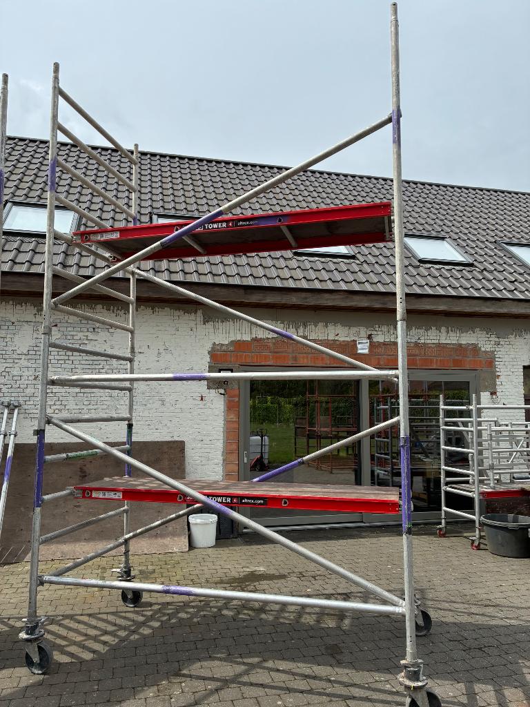 Stelling/Rolstelling altrex 1 of 2 torens!, Doe-het-zelf en Bouw, Steigers, Ophalen, Zo goed als nieuw, Rolsteiger of Kamersteiger