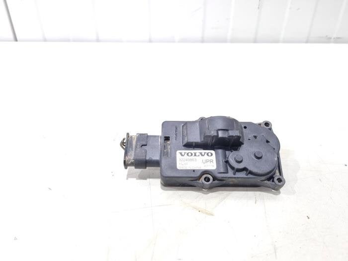 Robinet chauffage électrique d'un Volvo V90, -, 3 mois de garantie, -, -