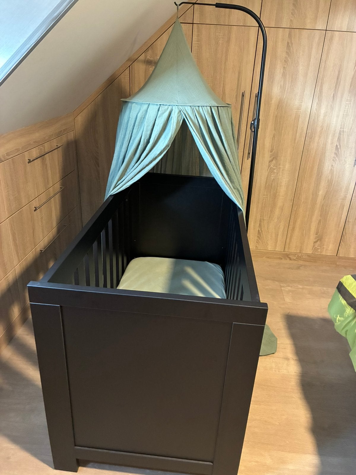 Bedje met matras, Ophalen, Zo goed als nieuw
