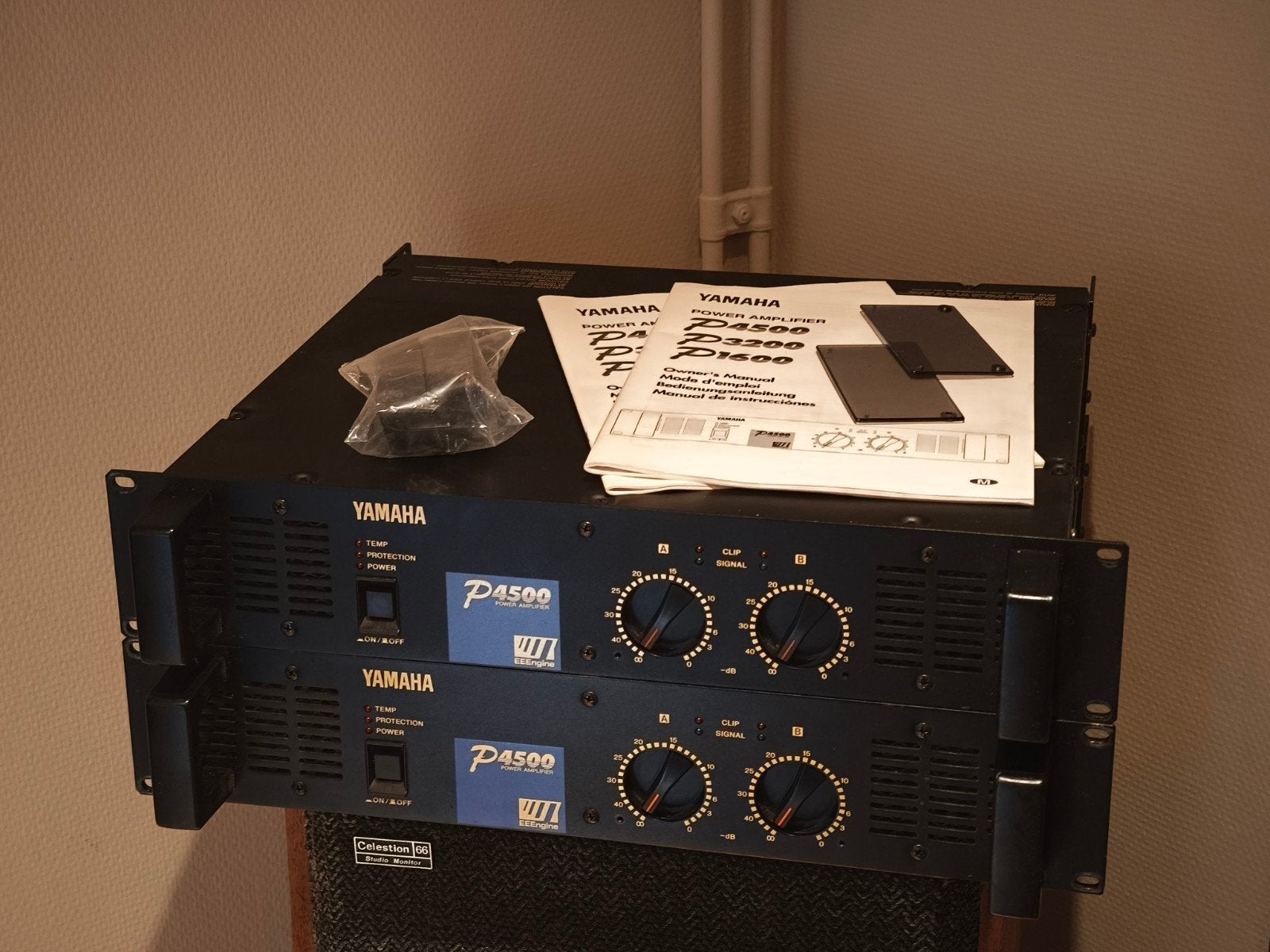 3 x Yamaha p 4500  top conditie, Audio, Tv en Foto, Luidsprekerboxen, Ophalen of Verzenden, Yamaha