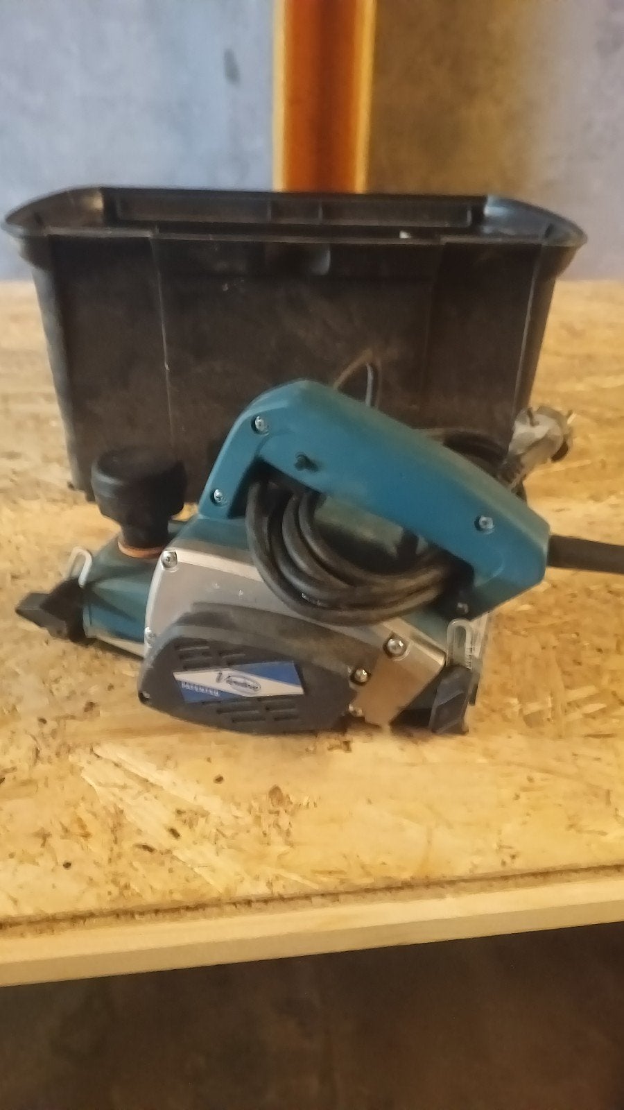 Virutex schuurmachine voor holle/bolle vormen, Enlèvement