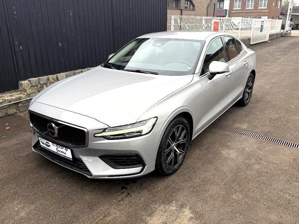Volvo S60 2.0i MHEV Édition noire, Autos, Argent ou Gris, Phares entièrement LED, Automatique, Particulier