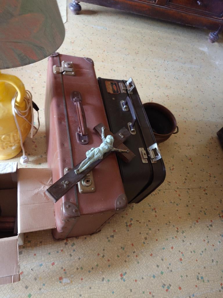 2 oude vintage koffers, Handtassen en Accessoires, Koffers, Ophalen