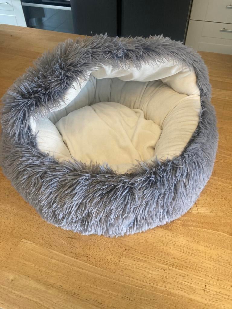 3 manden voor hond of kat, Ophalen, Zo goed als nieuw