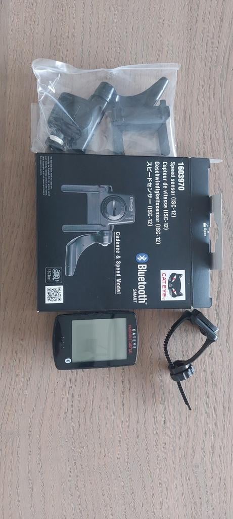 Fietscomputer cateye draadloos bluetooth, Fietsen en Brommers, Fietsaccessoires | Fietscomputers, Draadloos, Snelheidssensor, Ophalen of Verzenden