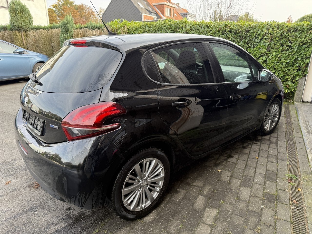 Peugeot 208 208 allure carplay (bj 2017), Auto's, Voorwielaandrijving, Stof, Gebruikt, Euro 6