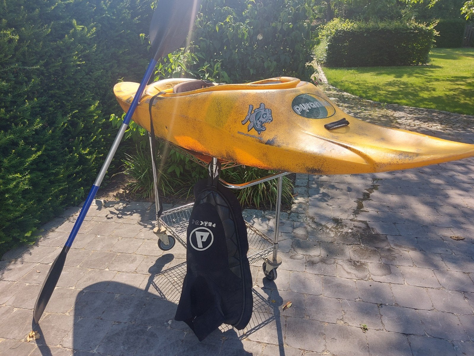 Wildwater kayak maat 235 m, Watersport en Boten, Ophalen, Gebruikt, Eén persoon, Met peddels