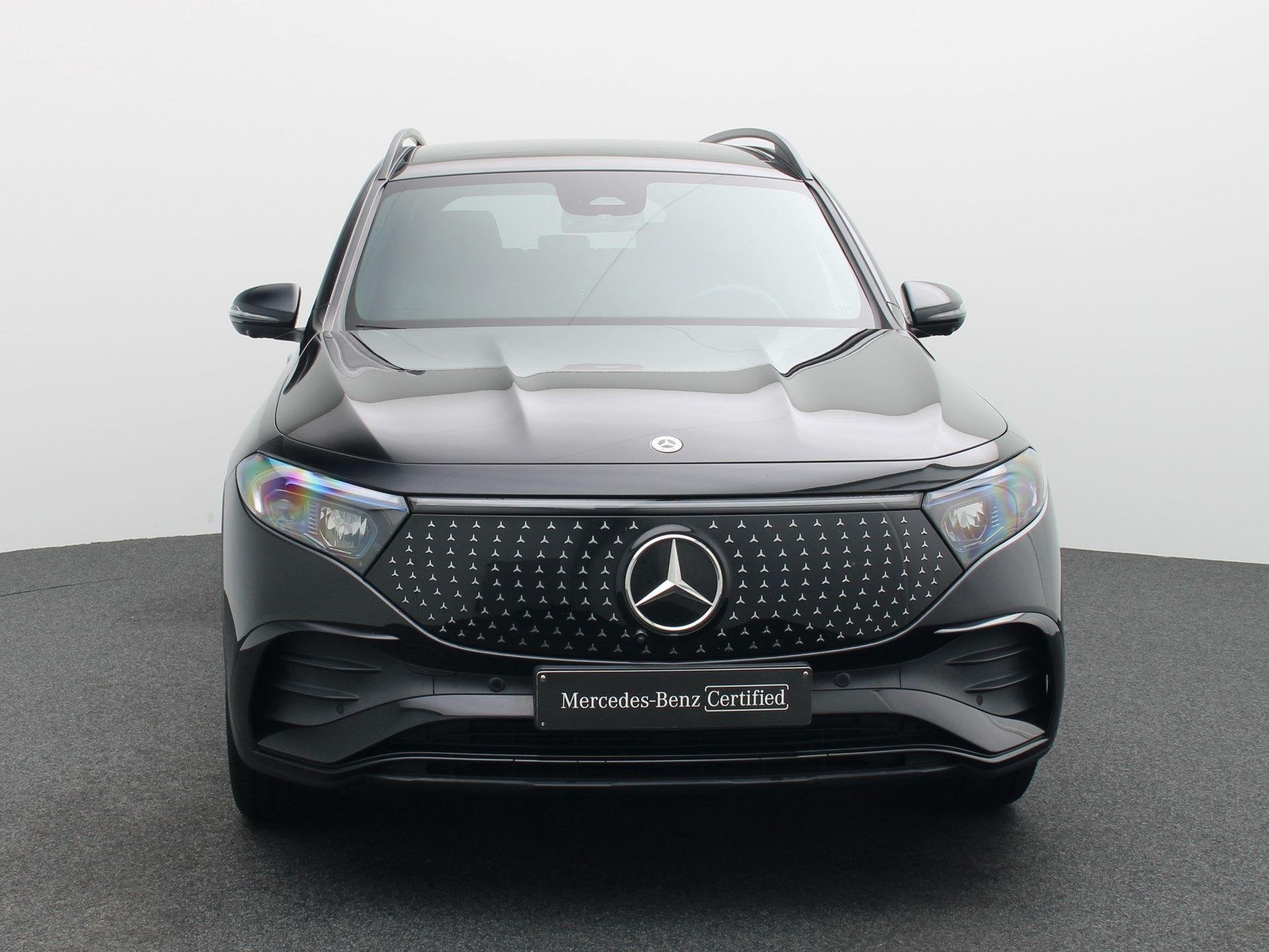 Mercedes-Benz EQB 250+ AMG Line + PANORAMISCH DAK + CARPLAY, Auto's, Mercedes-Benz, Dealer onderhouden, 2005 kg, Gebruikt, 71 kWh