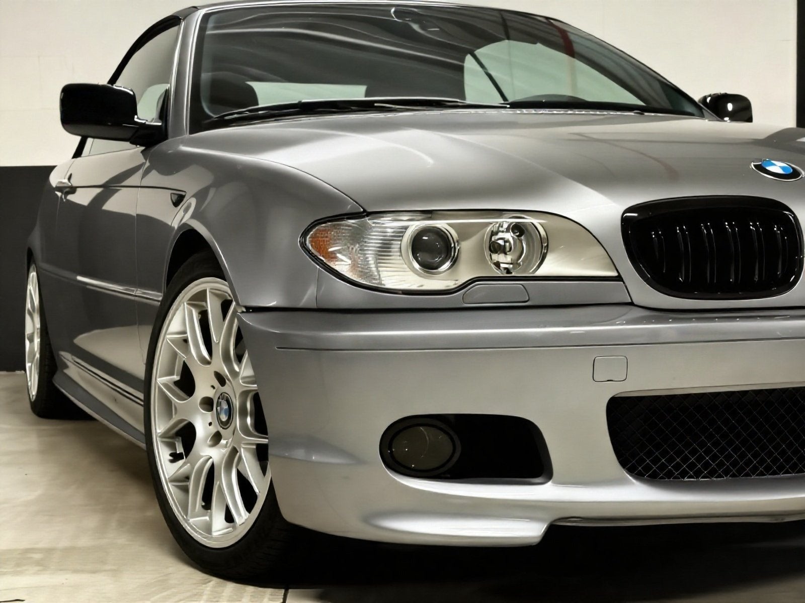 Bmw e46 320CI * Cabrio * 2003 * 239dkm * M Pakket *, Auto's, BMW, 4 zetels, Achterwielaandrijving, Zwart, Cabriolet