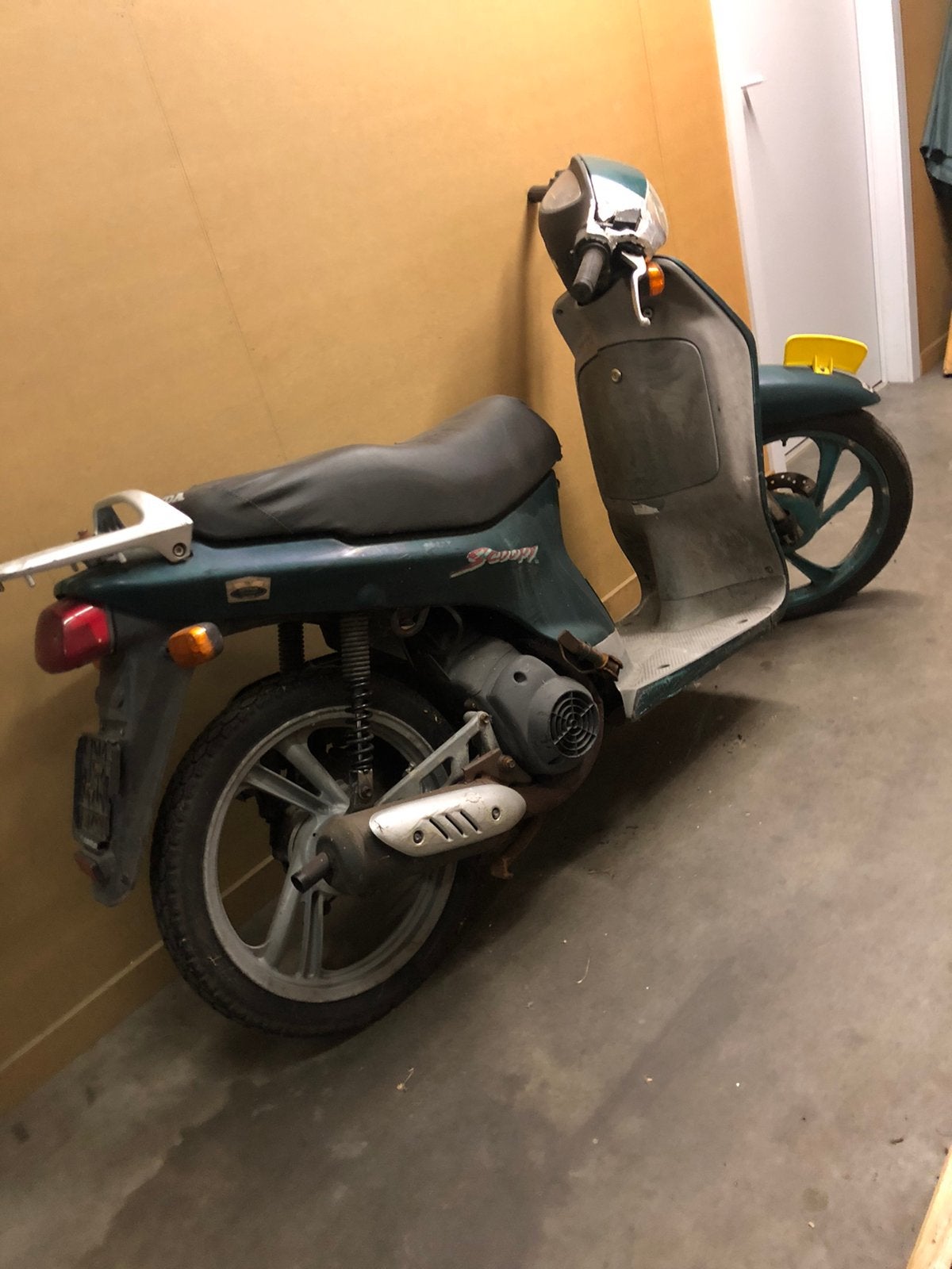 Honda scoopy, Fietsen en Brommers, Brommers | Honda, Ophalen, Gebruikt, Overige modellen, Klasse B (45 km/u)