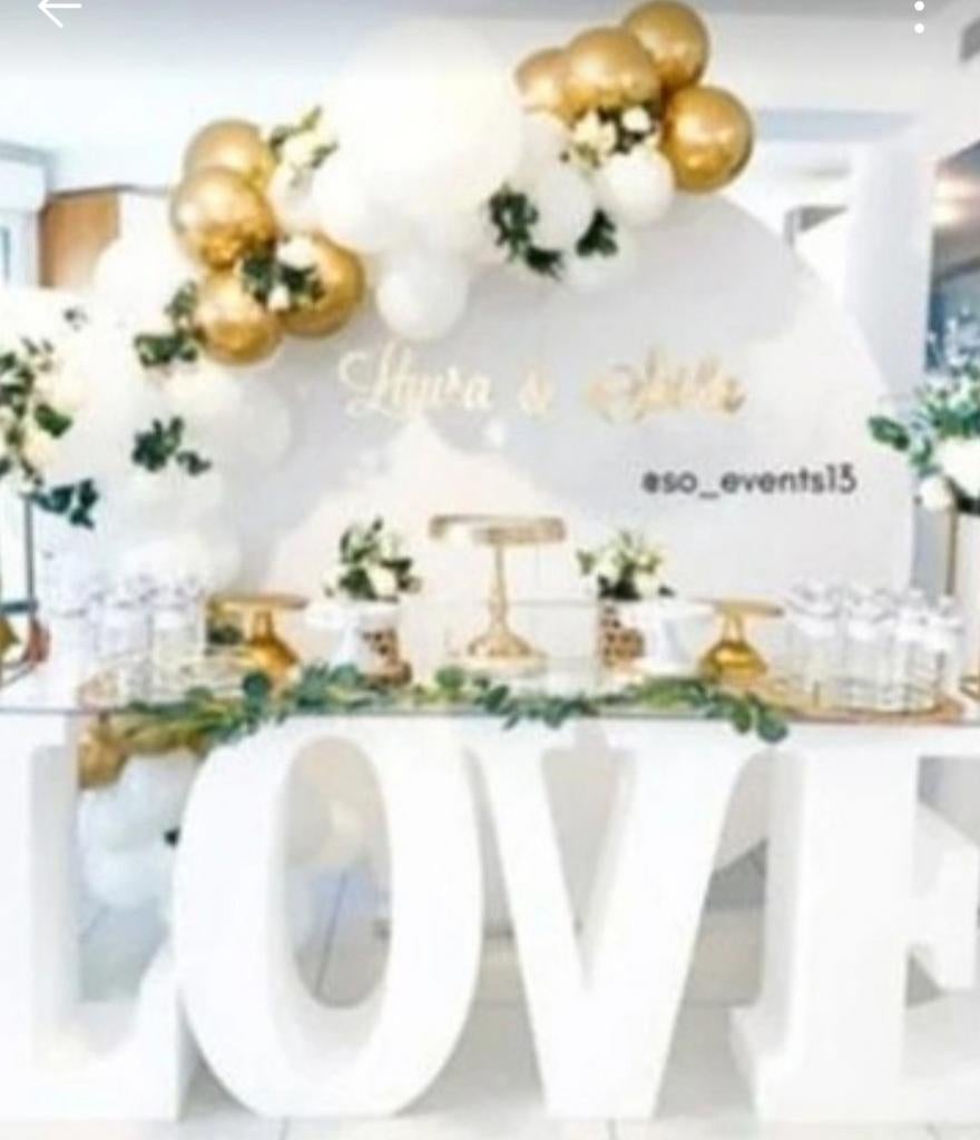 Table LOVE en polystyrène, Ophalen