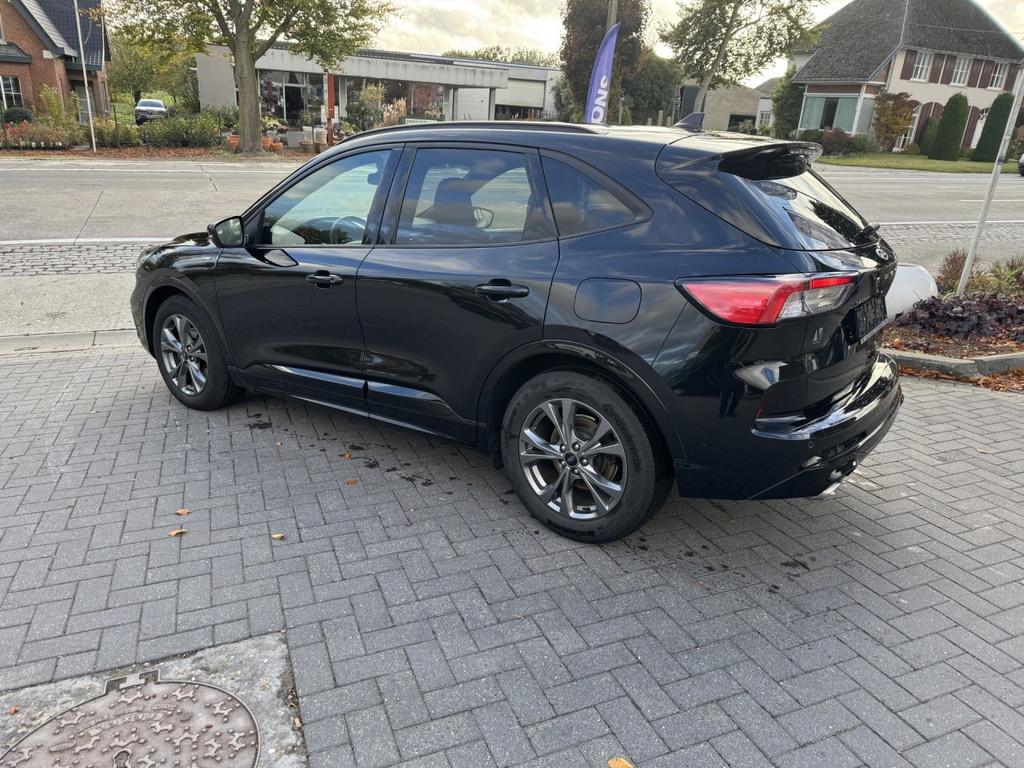 Ford Kuga ST-Line (bj 2022), Voorwielaandrijving, Stof, Gebruikt, 4 cilinders