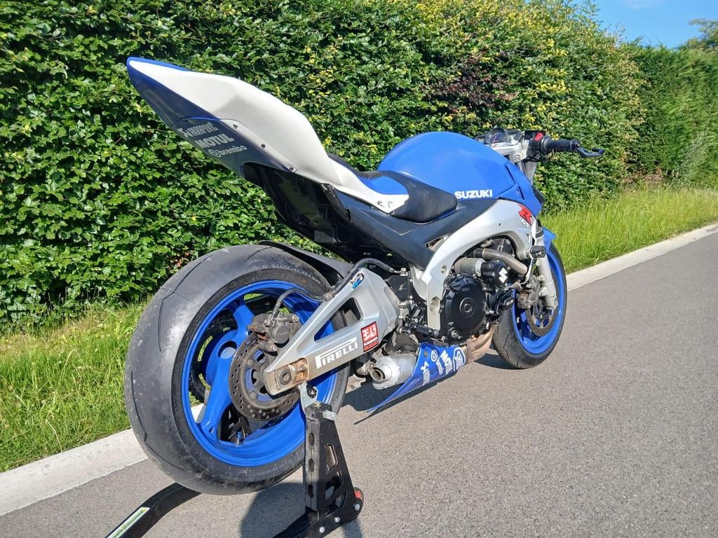 Suzuki gsr 600, Motos, 600 cm³, Occasion, Plus de 35 kW, Manuelle