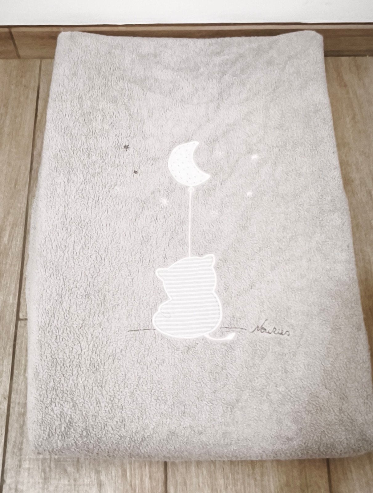 Matelas a langer et protège barreau noukies, Autres dimensions, Matelas, Enlèvement ou Envoi, Comme neuf