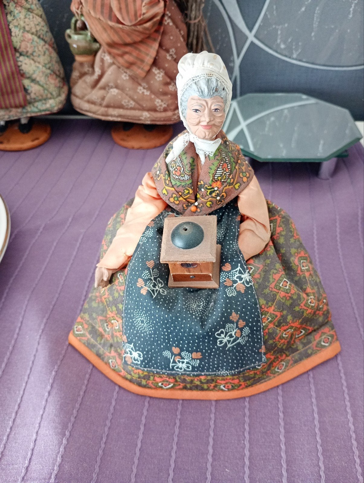 Santon, Collections, Enlèvement