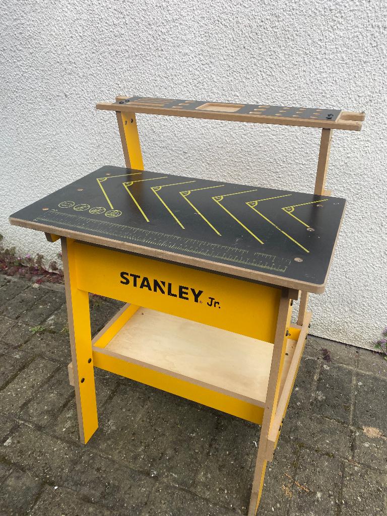 Établi enfant Stanley en bois, Enlèvement, Utilisé, Meuble ou Kitchenette