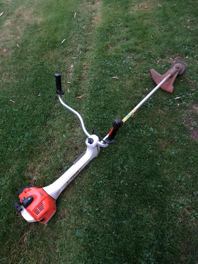 Débroussailleuse Stihl FS 460c, Jardin & Terrasse, Enlèvement, Comme neuf, 50 cm ou plus, Essence
