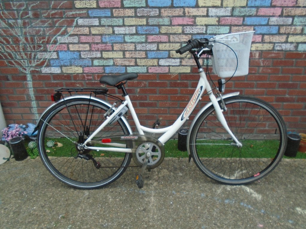 Damesfiets '' Castello '', Enlèvement, Utilisé, Vitesses