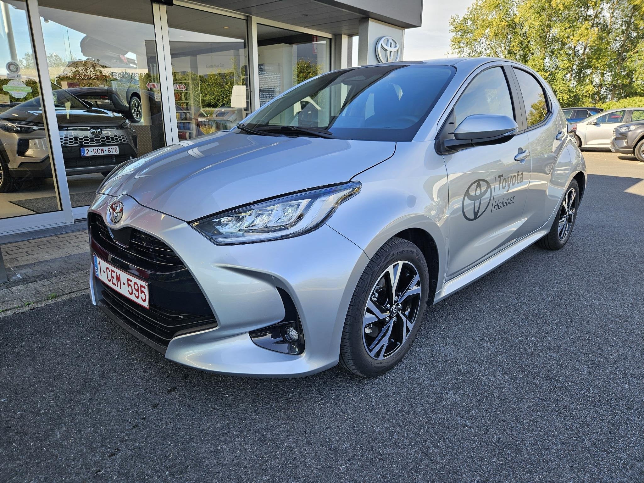 Toyota Yaris 1.5 VVT-i Hybrid Iconic e-CVT, Auto's, Gebruikt, Overige kleuren, 116 pk, 450 kg