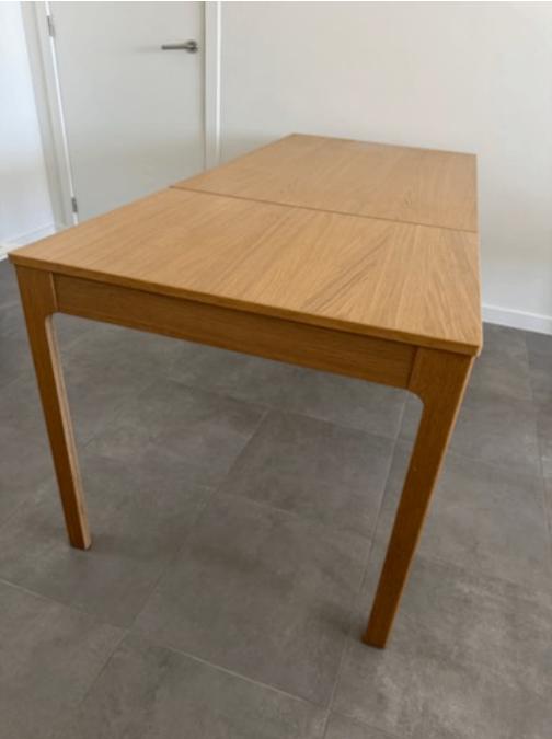 Extendable table IKEA (TONSTAD), Huis en Inrichting, Tafels | Eettafels, Ophalen, 50 tot 100 cm, Zo goed als nieuw, Vijf personen of meer