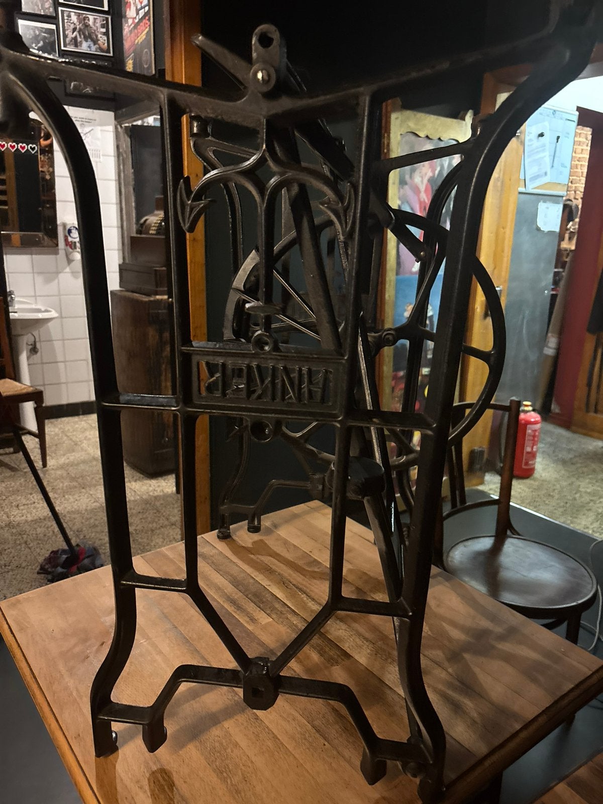 Pieds de table ancienne machine a cousre Anker, Enlèvement, Comme neuf