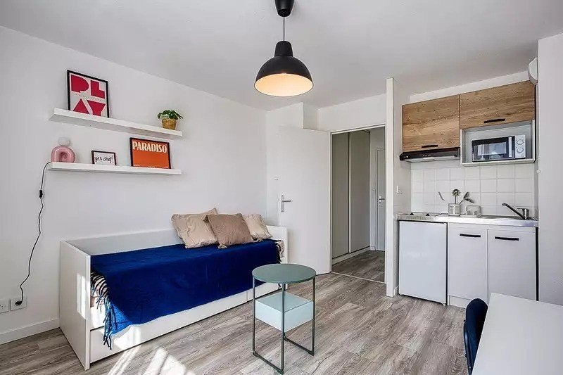 Beau T1 Bis meublé de 24 m² – Quartier calme et recherché, Immo, 20 à 35 m², Bruxelles