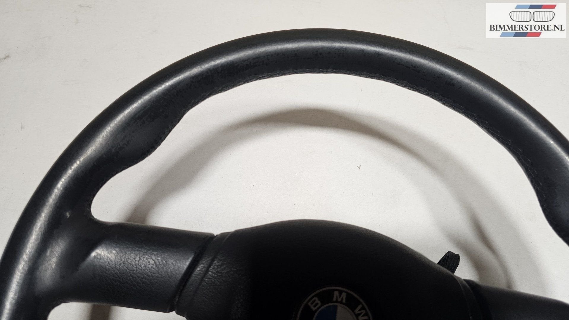 Volant sport M Tech 1 en cuir, 380 mm, BMW Série 3 E30 32331, Autos : Pièces & Accessoires, -, Origine de la pièce connue, Utilisé