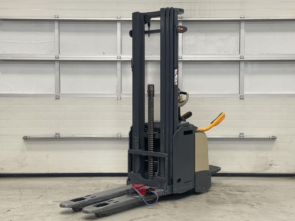 CROWN ETi 4000 1.6 TT, 1000 tot 2000 kg, Elektrisch, Stapelaar, CROWN