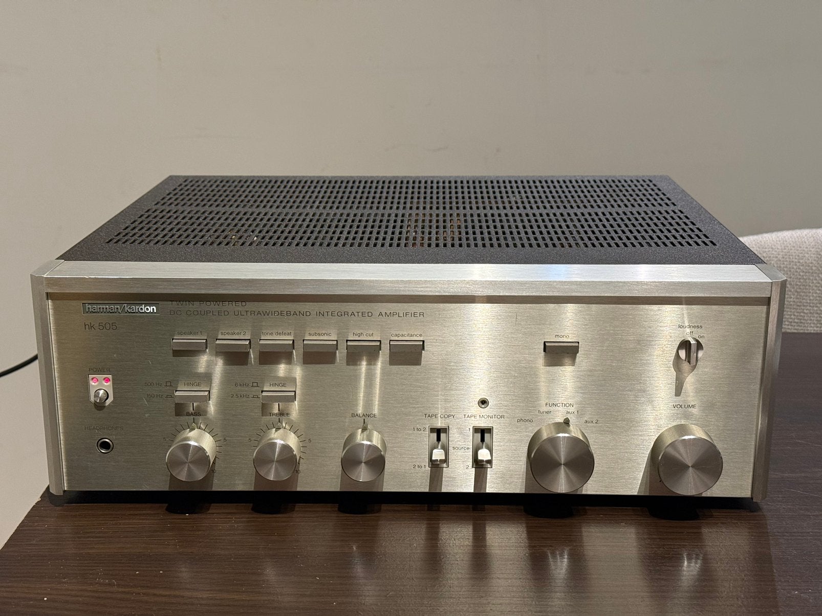 Harman Kardon HK505 Twin Powered integrated amplifier (1979), Enlèvement ou Envoi