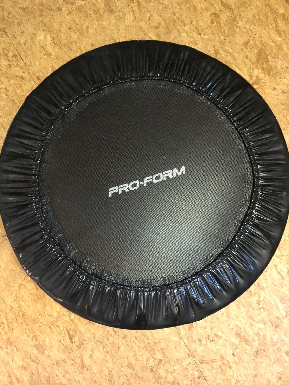 Trampoline pro form 100, Ophalen, Zo goed als nieuw
