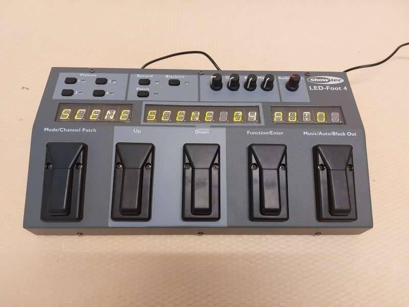 Showtec Led-Foot 4, Musique & Instruments, Enlèvement ou Envoi, Utilisé, Commande sonore