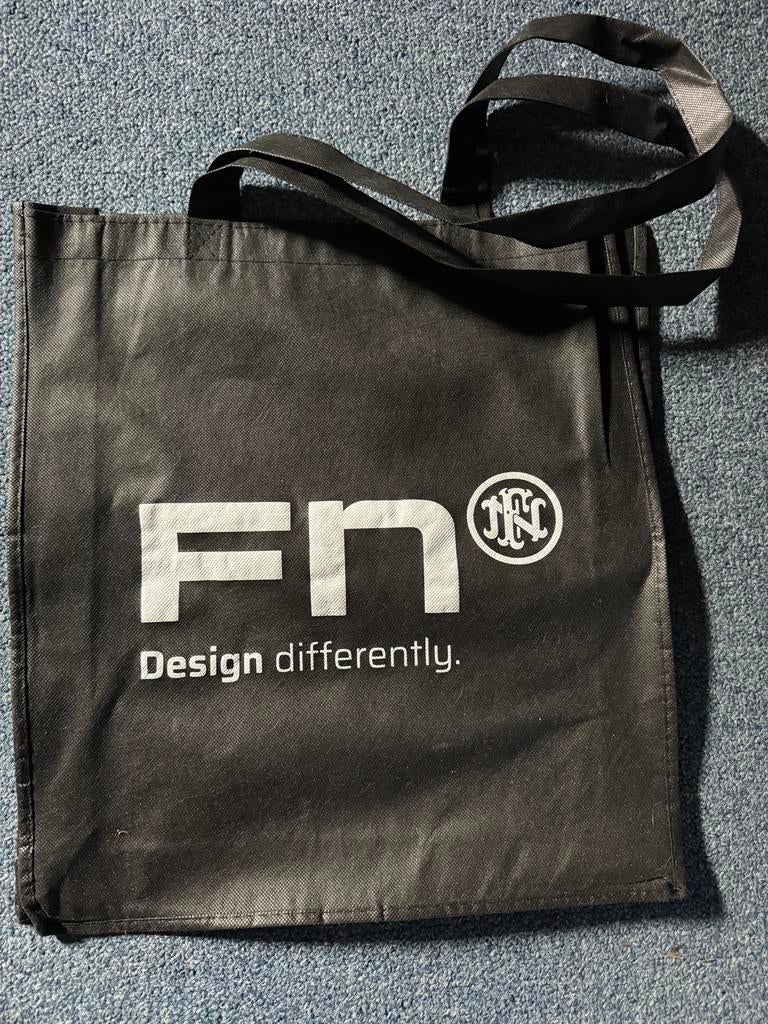FN Herstal promo bag, Verzamelen, Militaria | Algemeen, Overige soorten, Overige typen, Ophalen of Verzenden