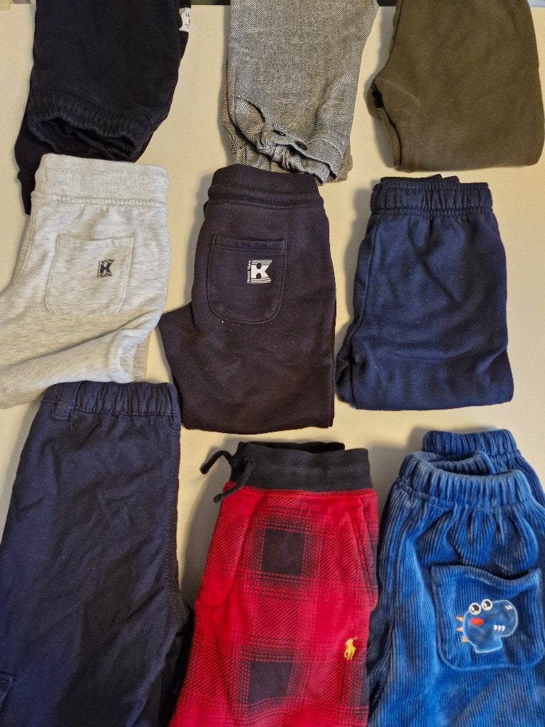 Vêtements pour garçon 4-5 ans.70 pièces., Enfants & Bébés, Enlèvement ou Envoi, Utilisé