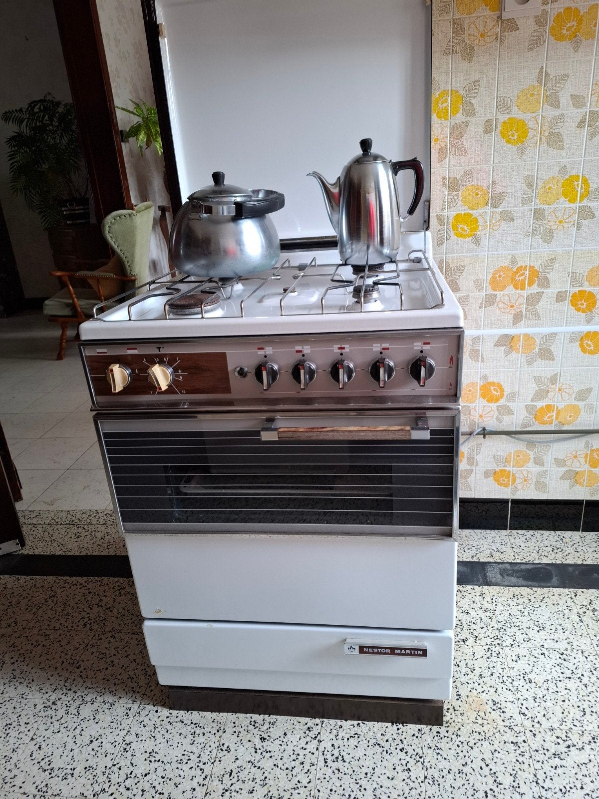 Nestor Martin retro gasfornuis, Ophalen