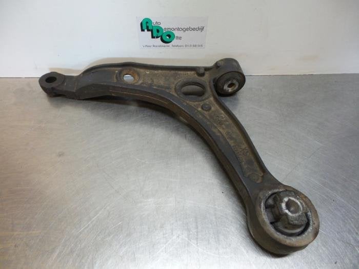 Draagarm links-voor van een Peugeot Boxer, Gebruikt, -, -, Ophalen of Verzenden