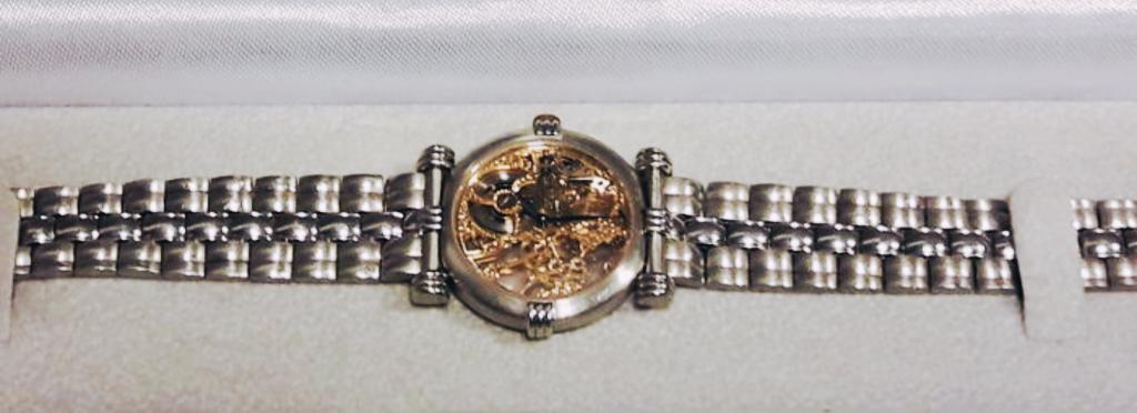 Zeldzame platinum/goud skeleton horloge Kurt Schaffo, Handtassen en Accessoires, Antieke sieraden, Ophalen, Goud, Armband