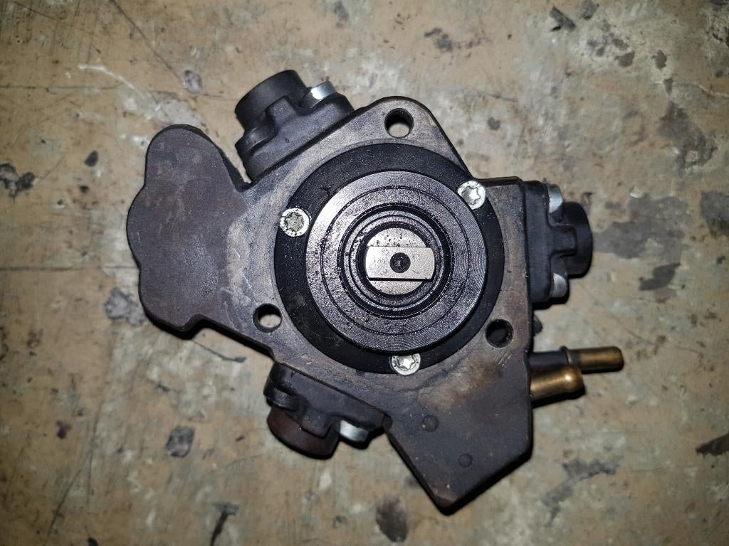Dieselpomp Fiat Punto Evo 1.3 JTD Multijet 16V 2011, Autos : Pièces & Accessoires, Moteurs & Accessoires, Enlèvement ou Envoi
