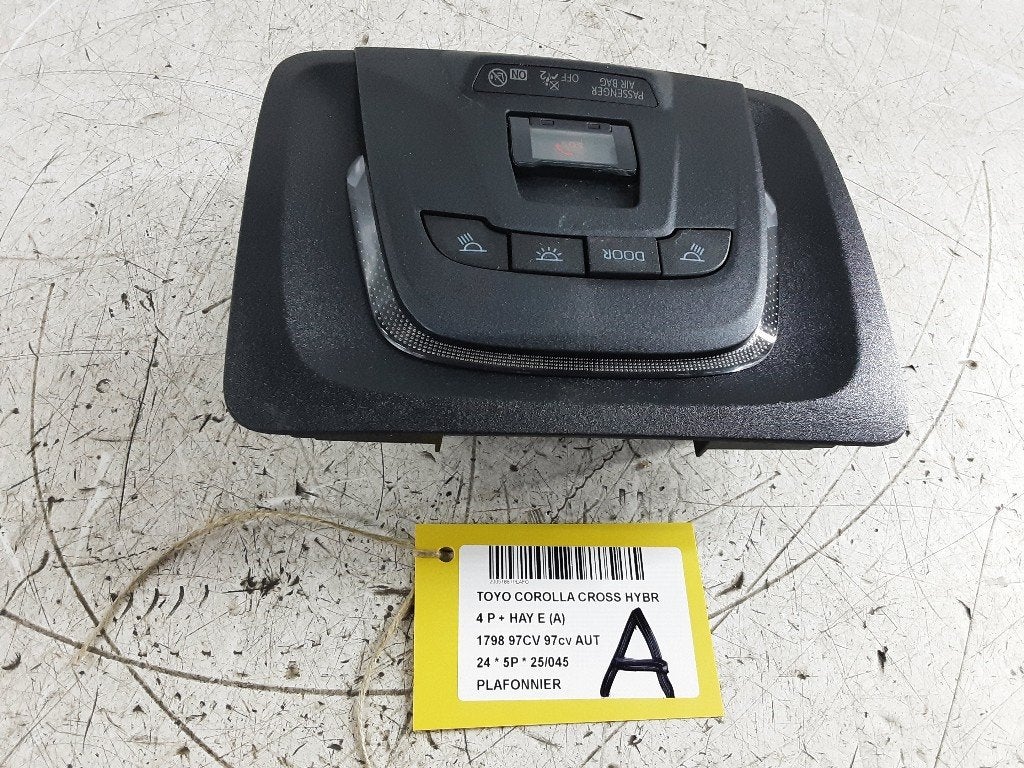 ECLAIRAGE DE PLAFONNIER Toyota Corolla Cross (1D111332G), Kundenbetreuung@toyota.de, Toyota, Utilisé, Toyota-Allee 2
50858  Köln, DE