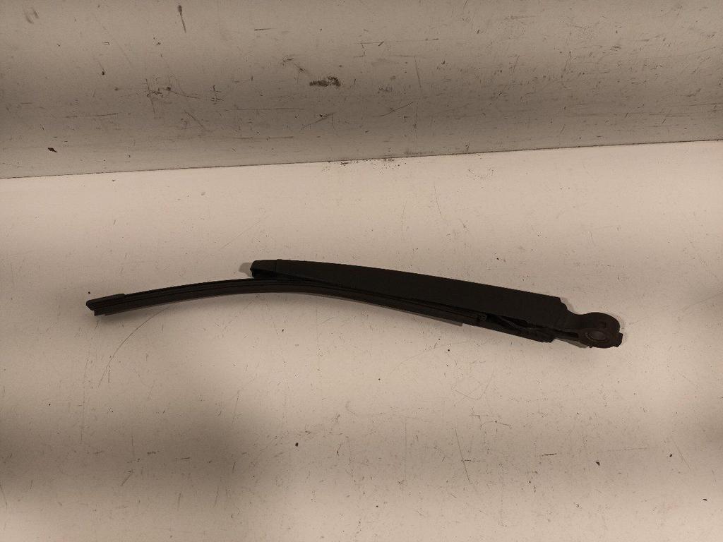 Ruitenwisserarm achterruit Volkswagen Golf, Auto-onderdelen, Onderdelen@venauto.nl, Van der Ven Autorecycling B.V., Gebruikt, Ettenseweg 76, 4706 PB Roosendaal, The Netherlands