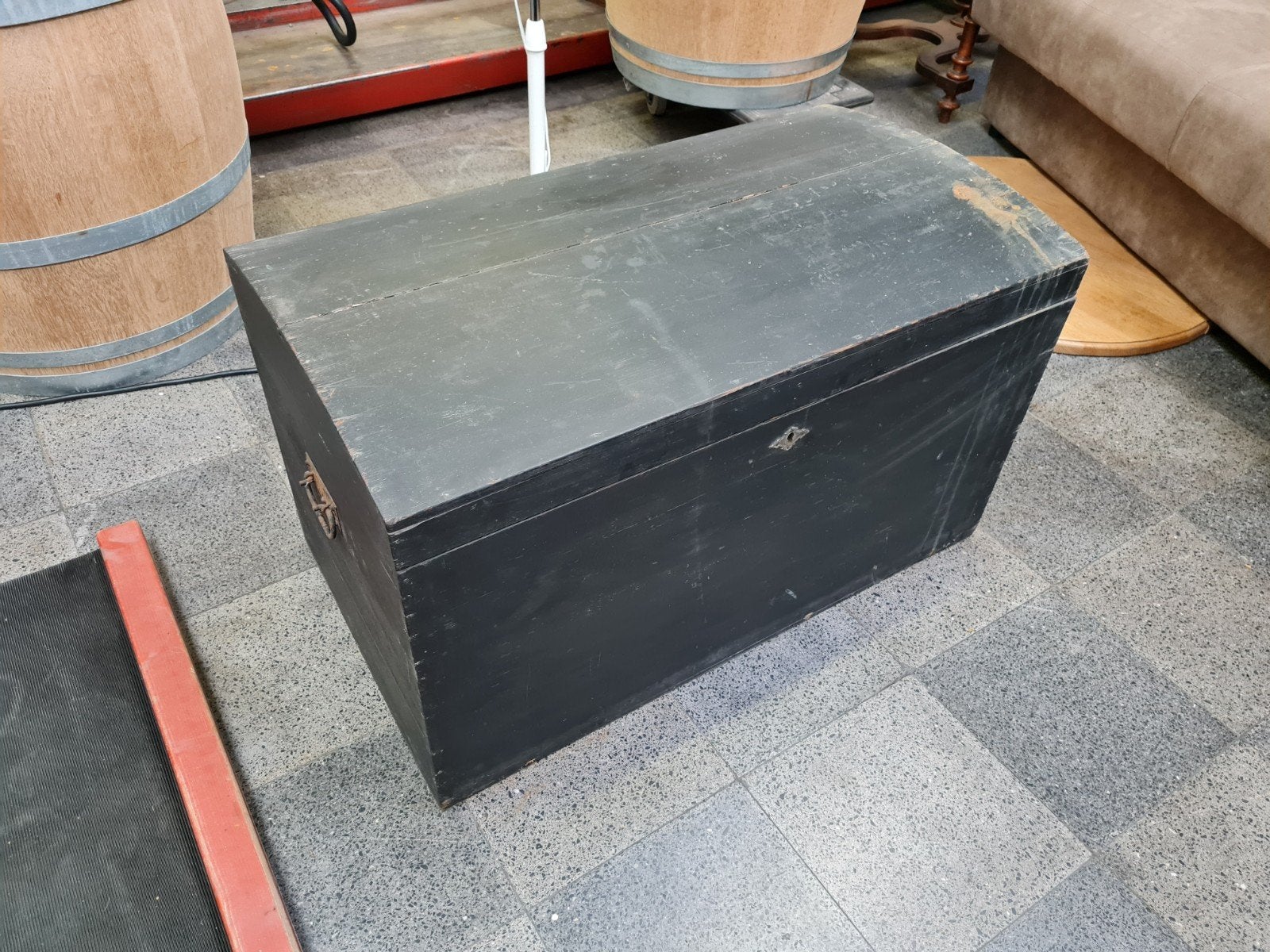 vintage houten kist met gebogen deksel 90x50x53, Ophalen