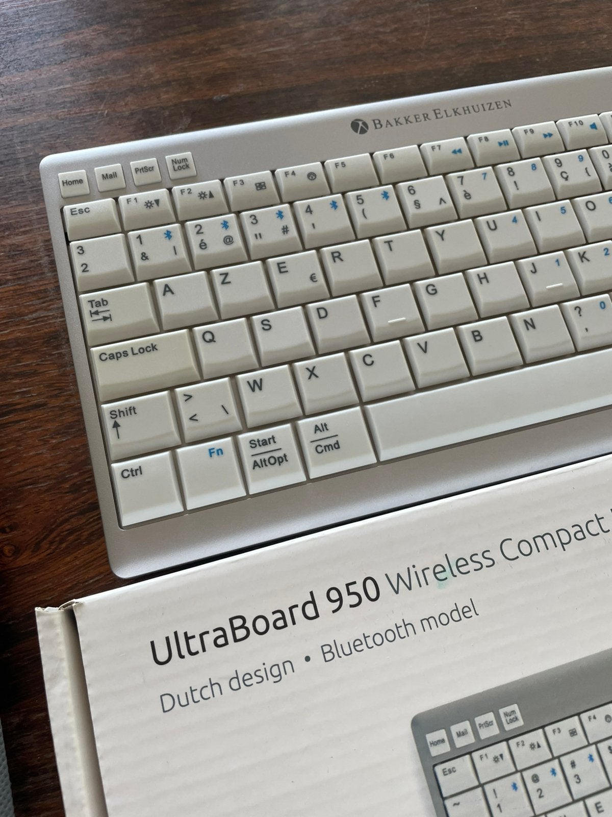 Ultraboard 950 Azerty draadloos keyboard, Informatique & Logiciels, Claviers, Enlèvement, Azerty, Comme neuf, Sans fil