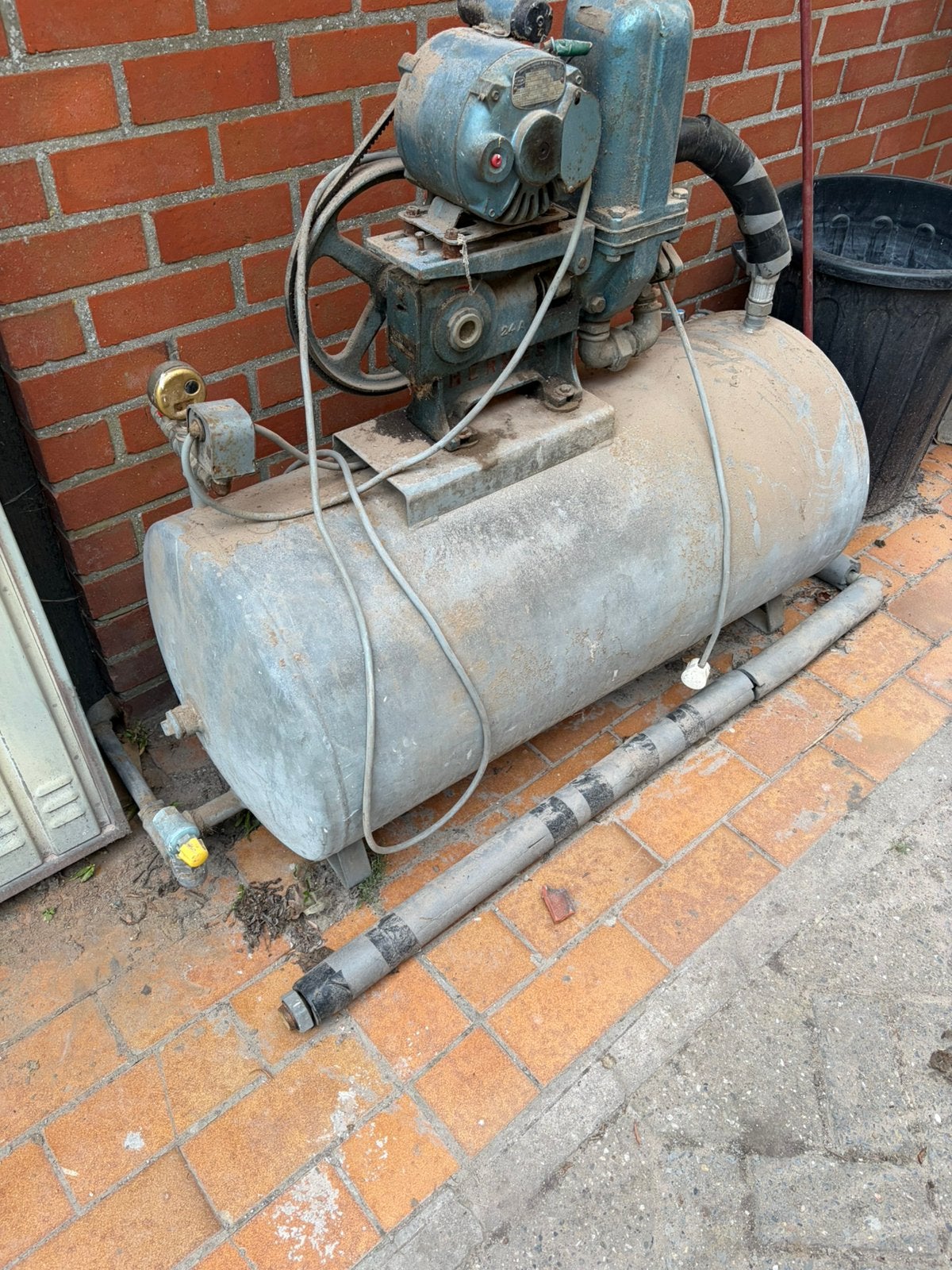 Werkende pomp 220 volt, Tuin en Terras, Waterpompen, Ophalen