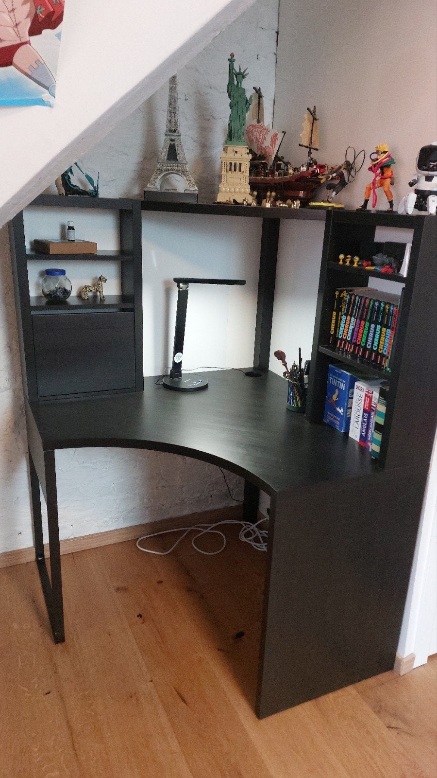 Bureau ado Ikea noir avec sa colonne tiroirs, IKEA, Noir