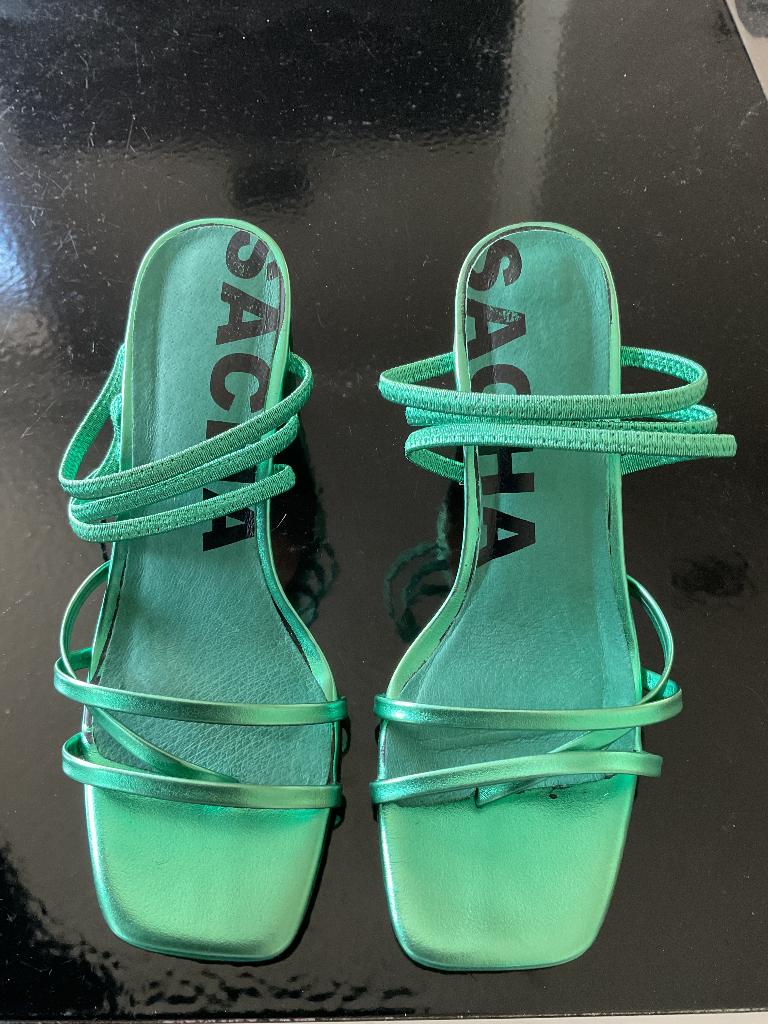 Sandalen Sacha groen maat 39, Enlèvement ou Envoi, Comme neuf, Vert, Sacha