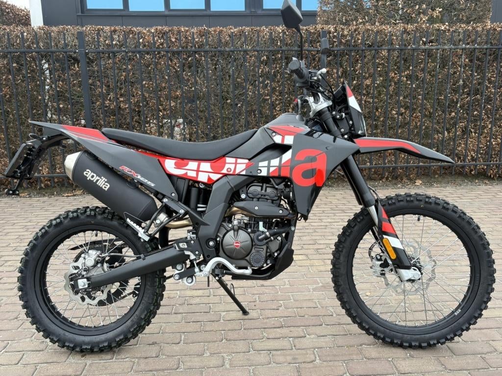 Aprilia RX 125, Entreprise, Permis Moto A1 minimum, Enduro, 1 cylindre