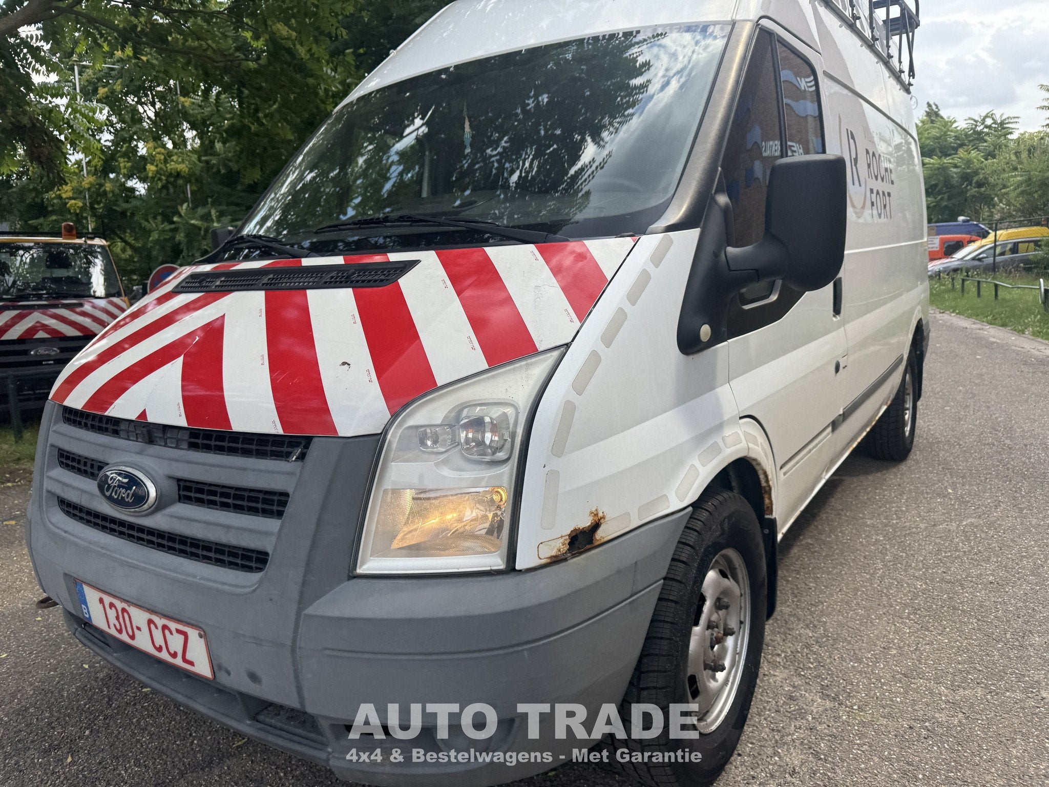 Ford Transit 2.2D | EXPORT | HANDEL | TREKHAAK | DAKDRAGER, 2198 cm³, Achat, 2270 kg, 4 portes