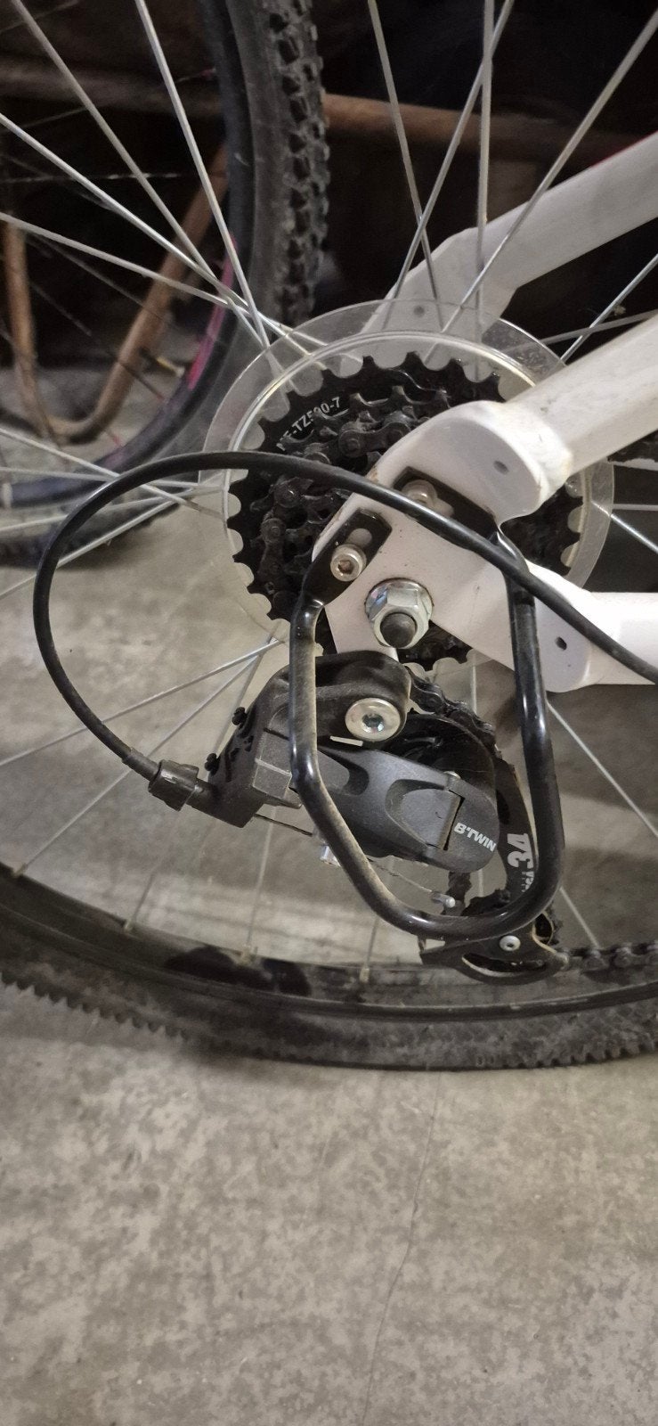 vélo femme, Enlèvement